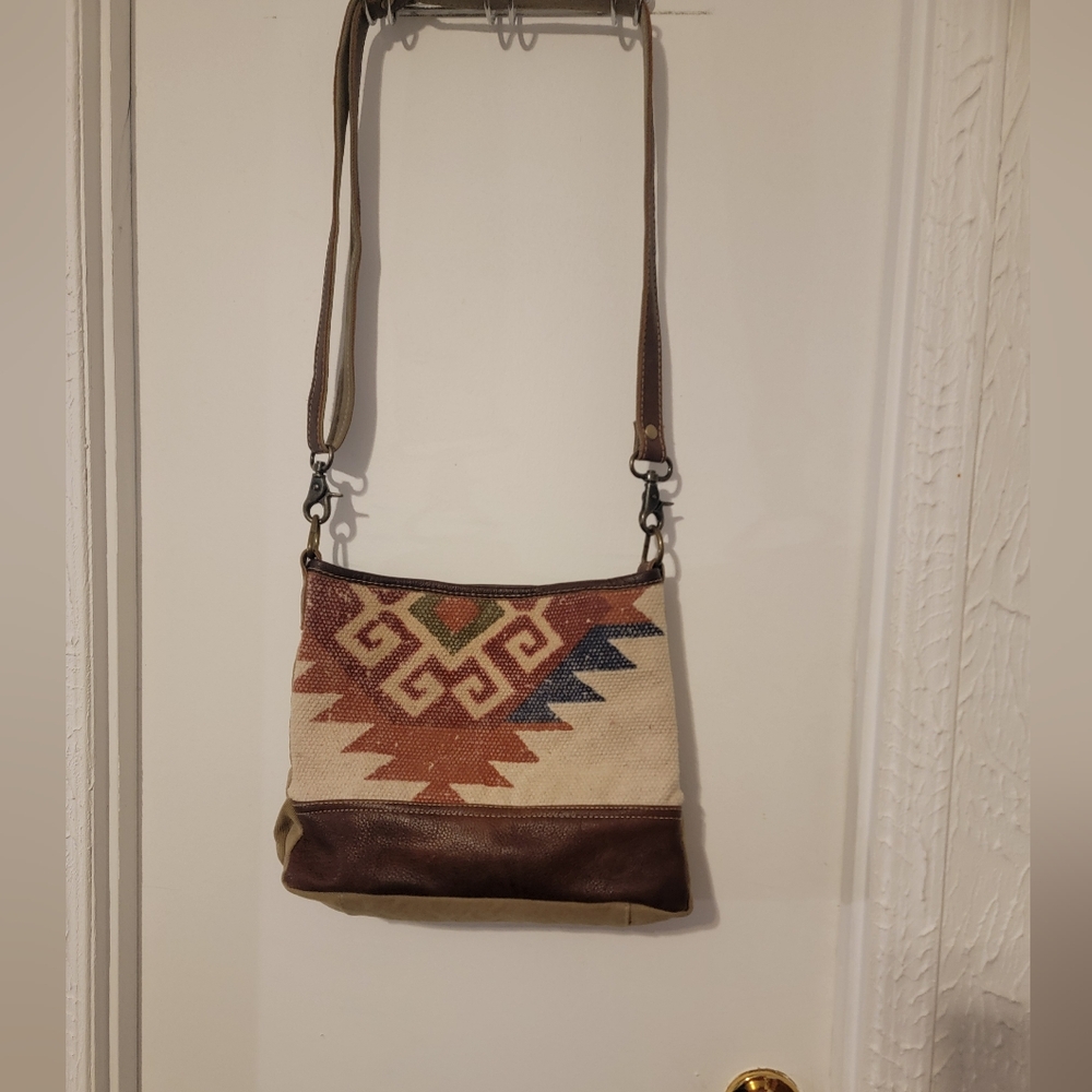 MYRA Thrill & Chill bag, excellent condition
